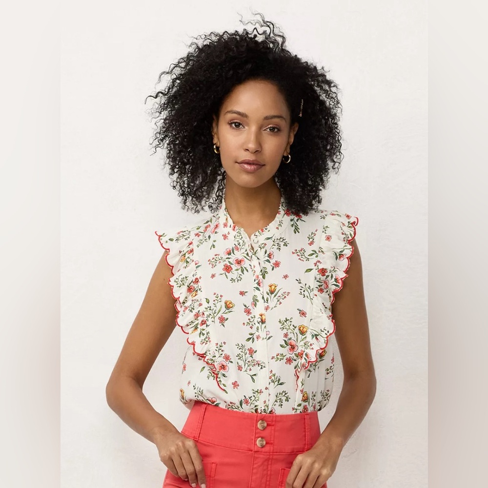 Excellent condition LC top xl Floral Ruffle Red Trim Button Up Sleeveless Blouse